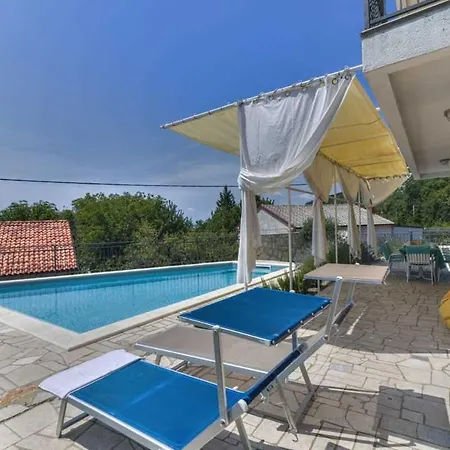 Villa With Pool By Aneo Travel