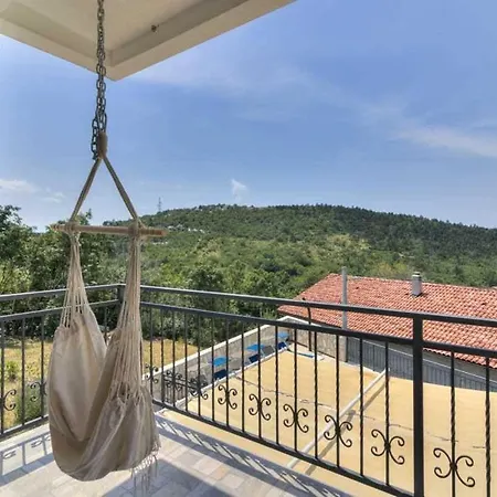 With Pool By Aneo Travel *