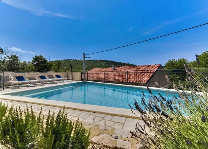 Villa With Pool By Aneo Travel Mali Dol